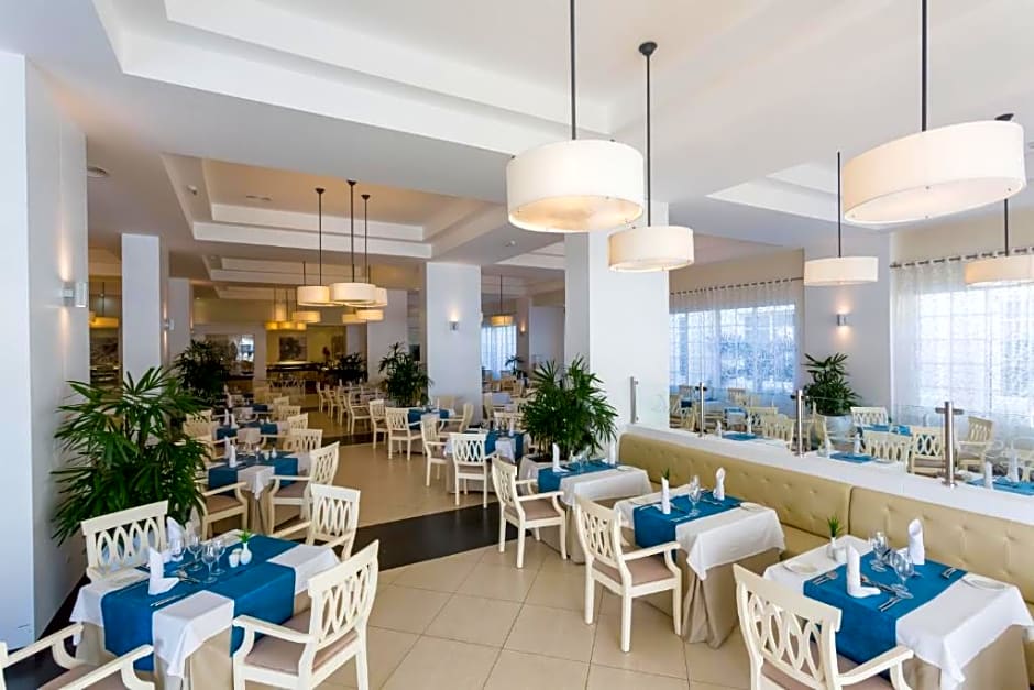 Bahia Principe Luxury Bouganville Adults Only