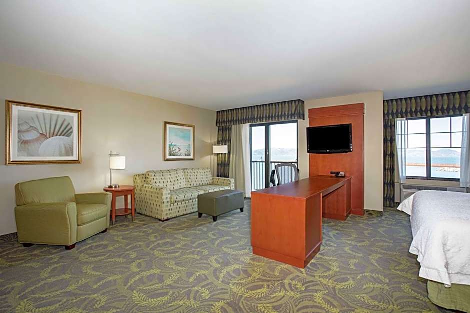 Hampton Inn By Hilton & Suites Astoria, Or