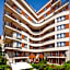 Escala Hotel & Suites