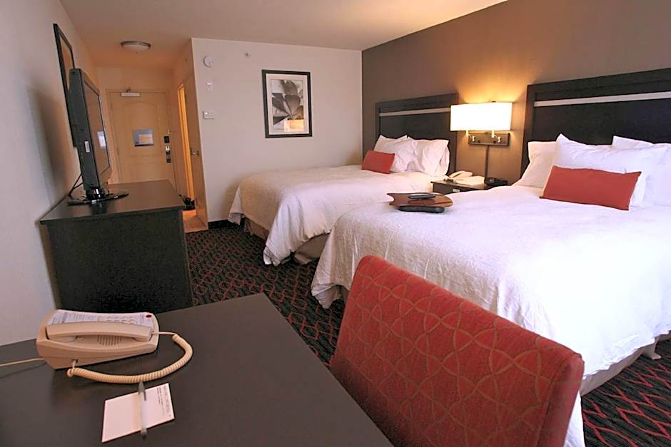 Hampton Inn & Suites By Hilton Red Deer