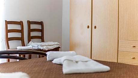 Comfort Triple Room with Shower