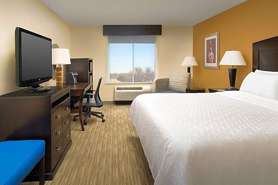 Holiday Inn Express Uvalde By IHG