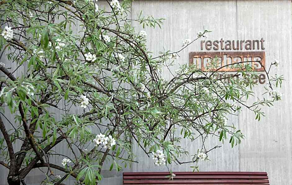 Neuhaus Golf- & Strandhotel