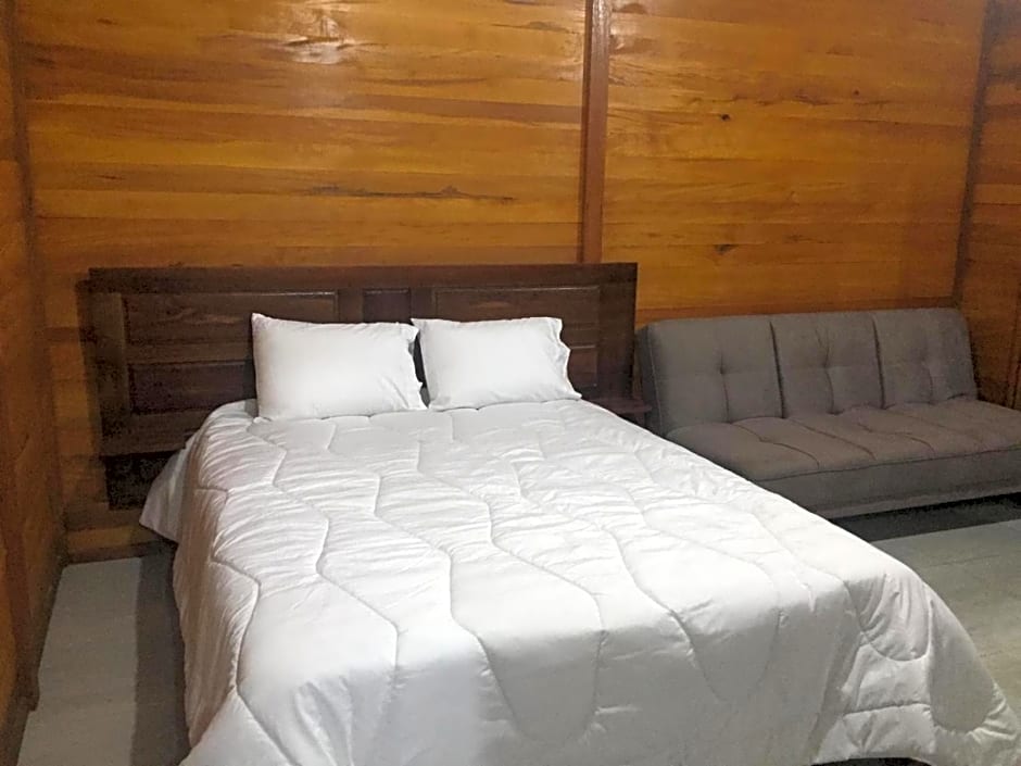 Caminhos da Serra do Tabuleiro - Chalé Araucária