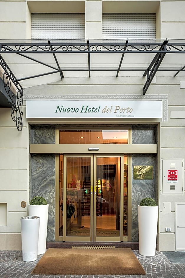 Nuovo Hotel Del Porto