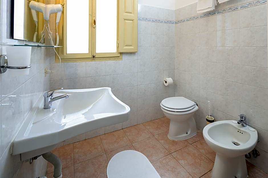 Hotel Arno Bellariva