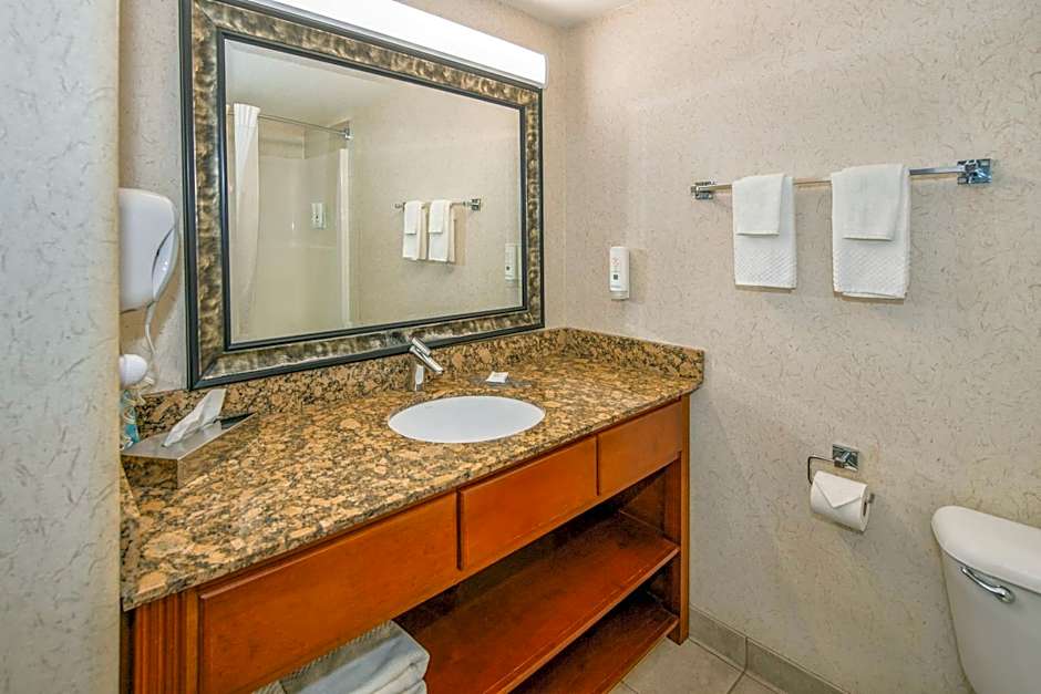 Quality Inn & Suites