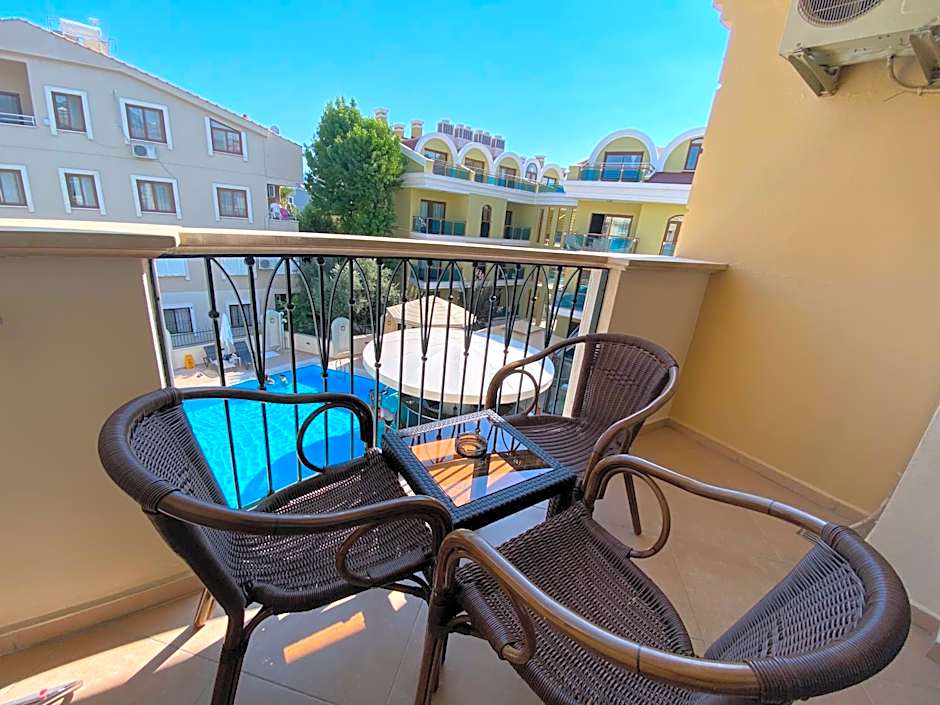 Club Karakas Apart Otel