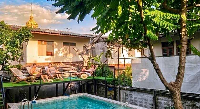 Here Hostel Bangkok