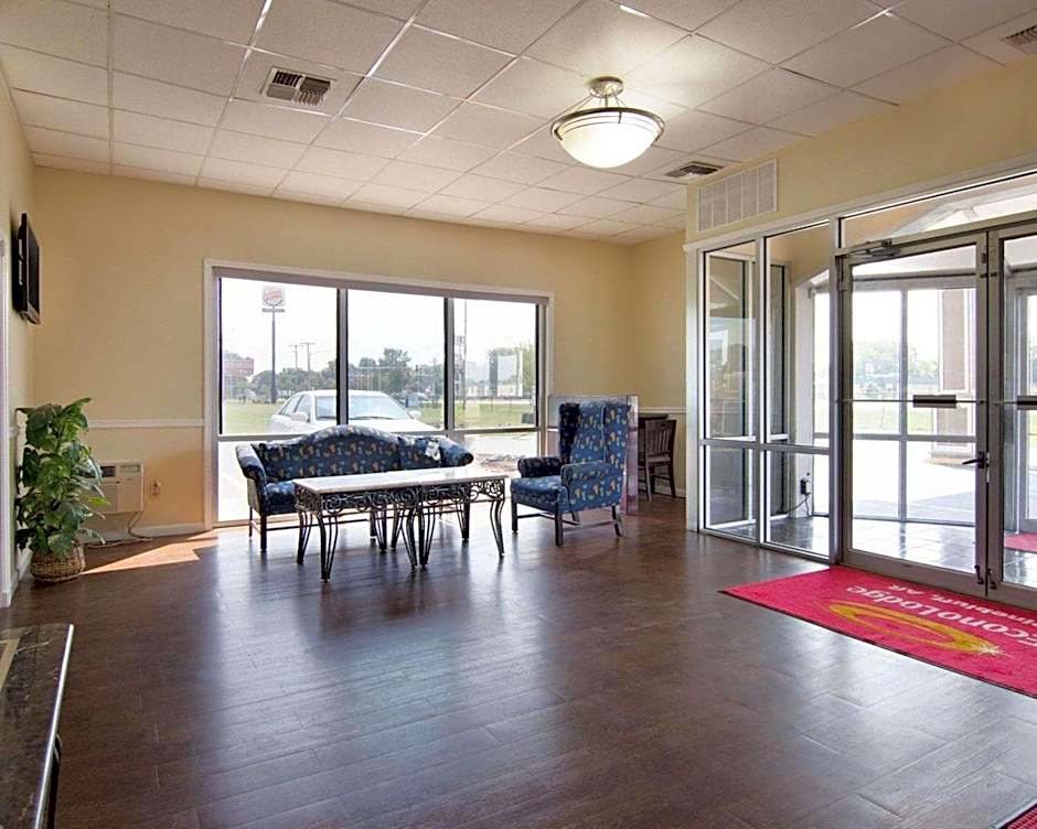 Econo Lodge Pine Bluff