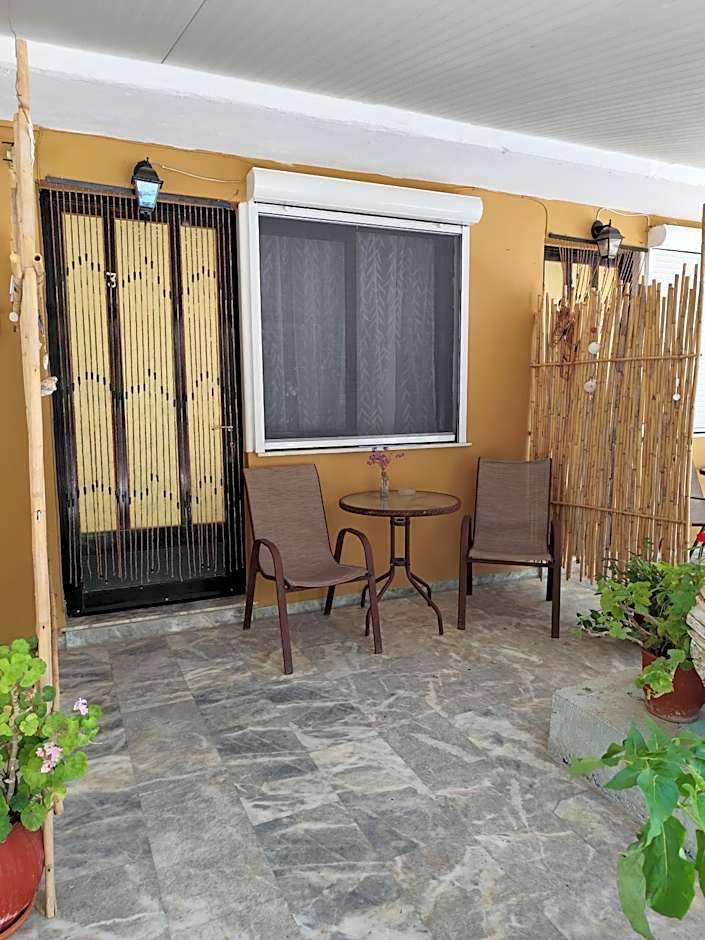 Asmanis Rooms