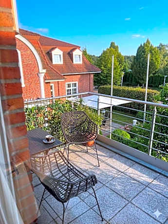 Studio with Balcony