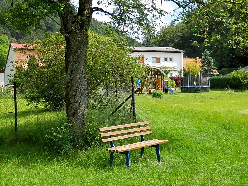Hotel und Gasthof "Sonneneck"