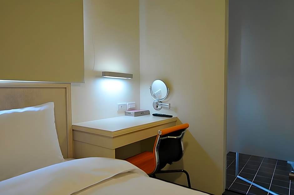 Century Hotel