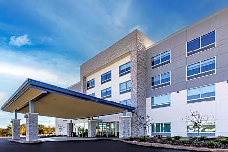 HOLIDAY INN EXPRESS AND SUITES SENATOBIA I 55 By IHG