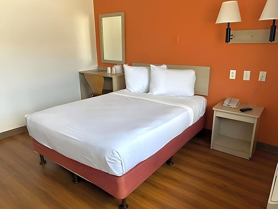Motel 6 Stanton, CA - Anaheim West