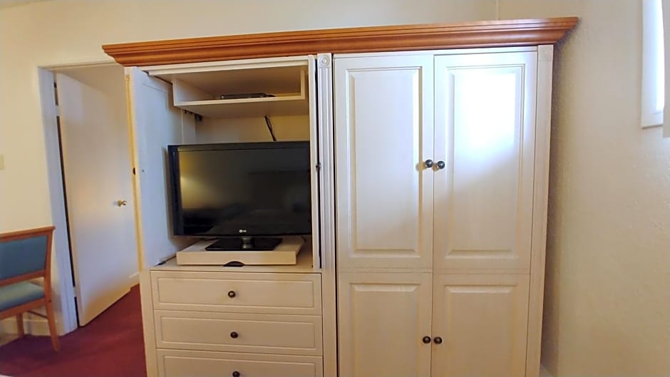 Sand Castle Suites Motel