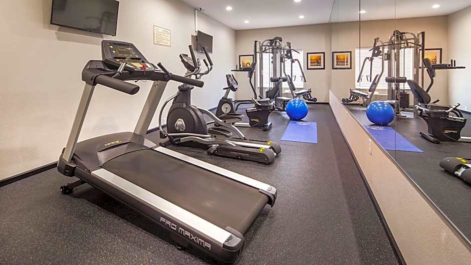 Best Western Plus Denver City Hotel & Suites