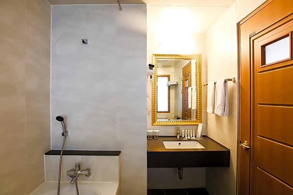 Danyang tourist hotel Edelweiss