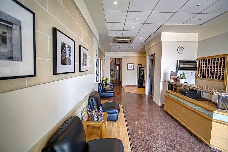 SLIEMA CHALET HOTEL