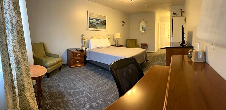 Vacationland Inn & Suites