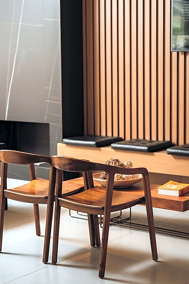 DOM Boutique Hotel