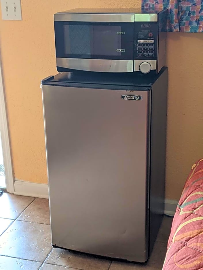 Budget Inn
