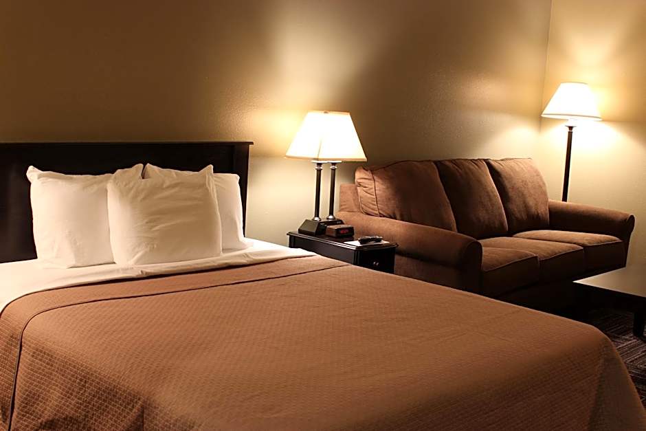 Sunlac Inn Devils Lake