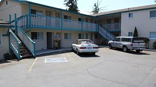 Shamrock Motel
