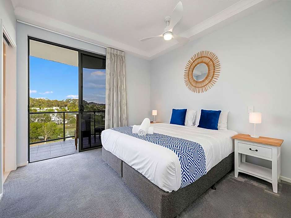Meridian Alex Beach Apartments