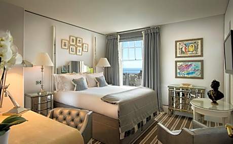 Queen Room with Sea View