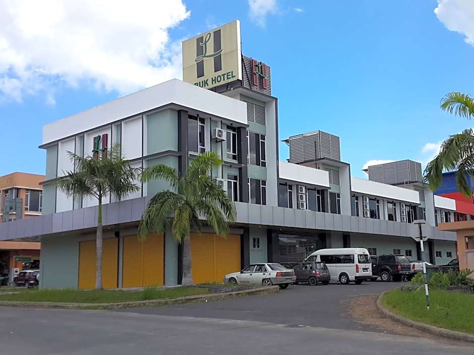 Photo 1 of 47 of Labuk Hotel