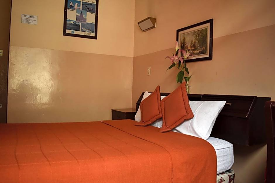 Hotel Huasi Continental