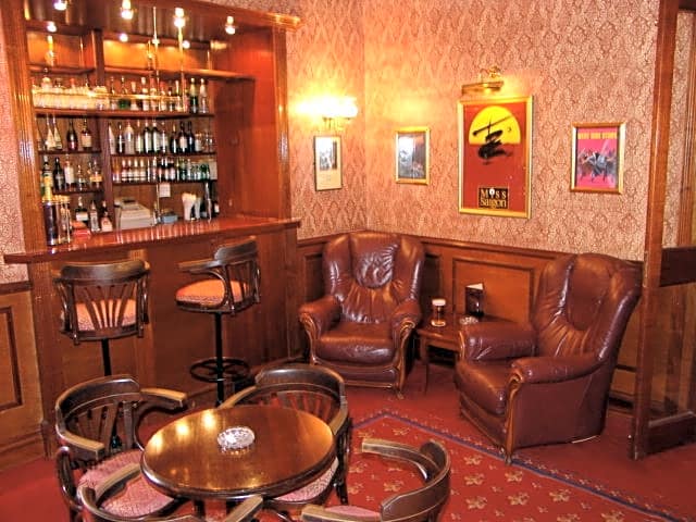 London Elizabeth Hotel