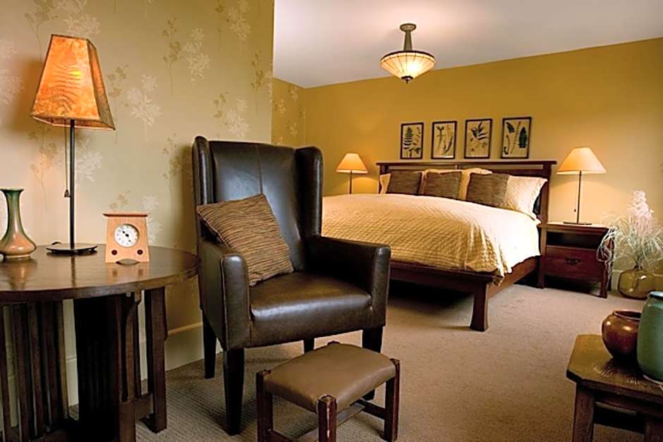 Settlers Inn