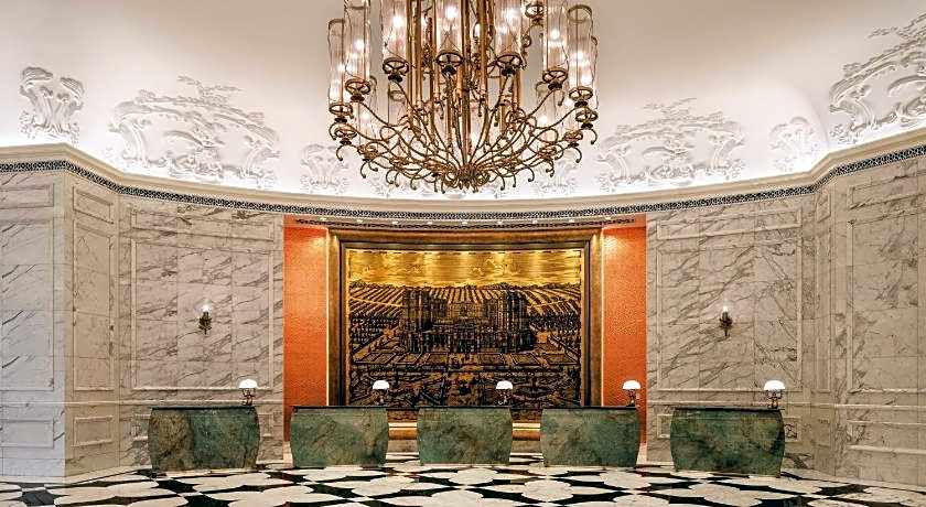 Grand Lisboa Palace Macau