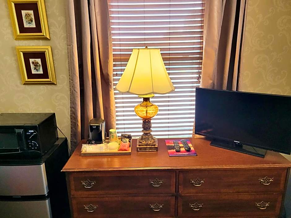 Altland House Inn & Suites