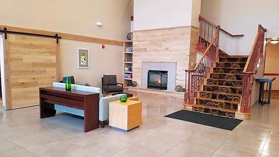 Country Inn & Suites by Radisson, Milwaukee West (Brookfield), WI