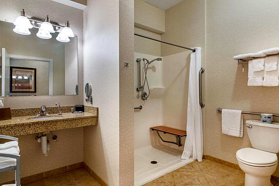 Maine Evergreen Hotel, Ascend Hotel Collection