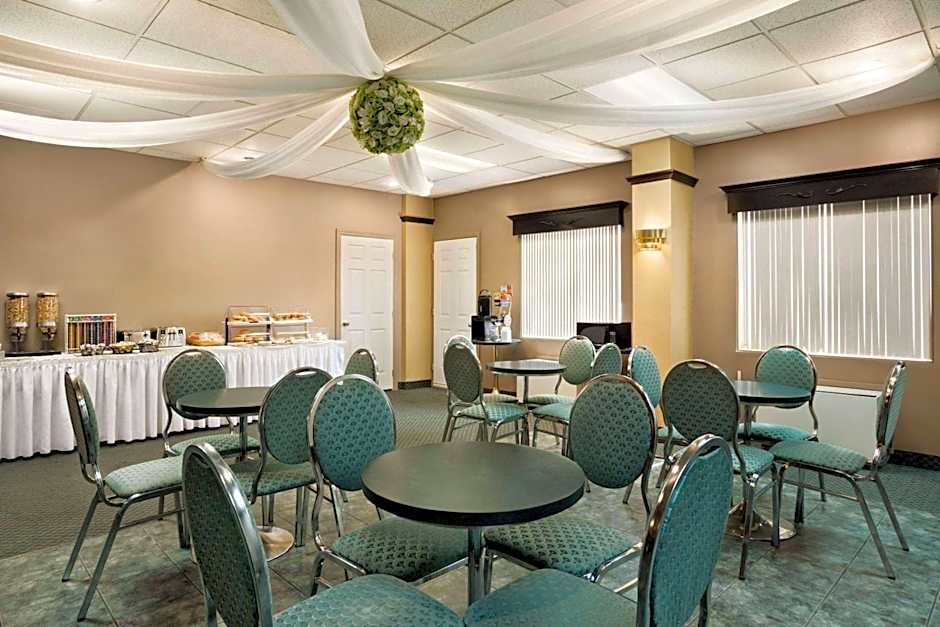 Days Inn by Wyndham Ste. Helene-de-Bagot