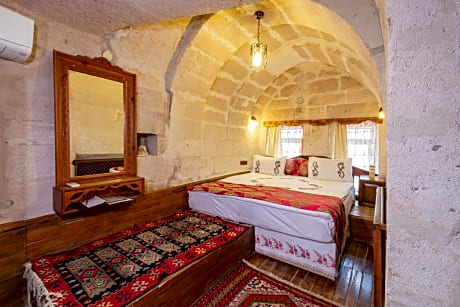 Family Cave Suite