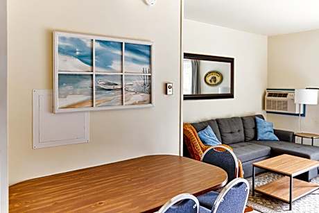 Coral Villa @ The Reef