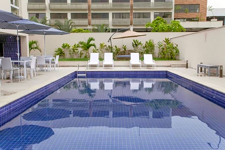 ATH Hotel - Americas Townhouse