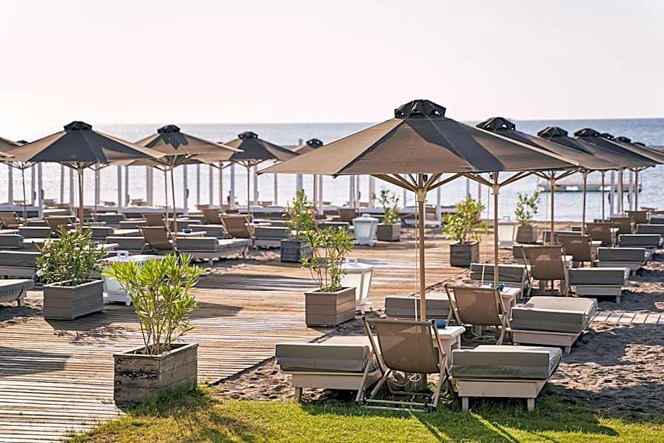 Epsilon Hotel Apartments