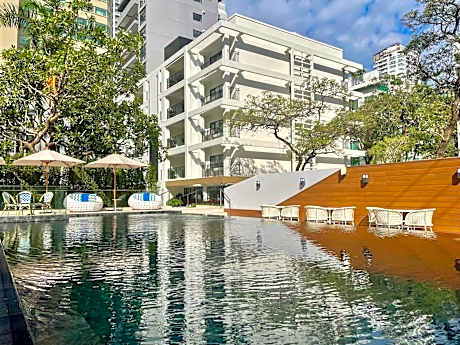 Floral Court Hotel & Residence Sukhumvit 13