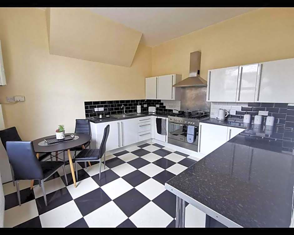 Marley Mansions Clarendon 65