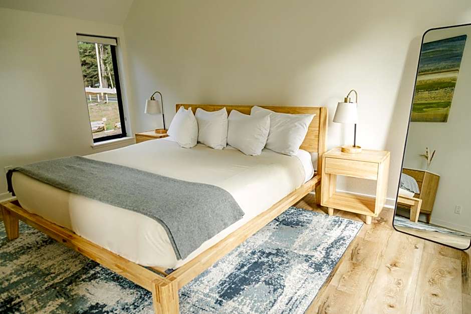 SCP Mendocino Inn and Farm