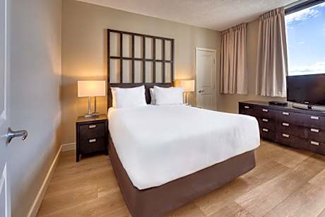 One-Bedroom Standard Suite