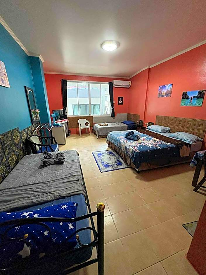 San Antonio Beach Guesthouse & Restaurant