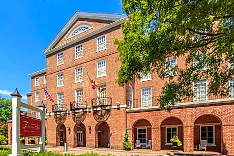 The Tidewater Inn